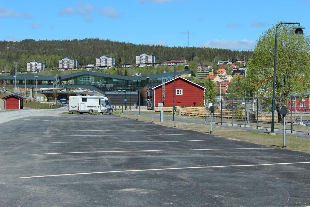 A Pousada Oernskoeldsviks Gaesthamn Exterior foto